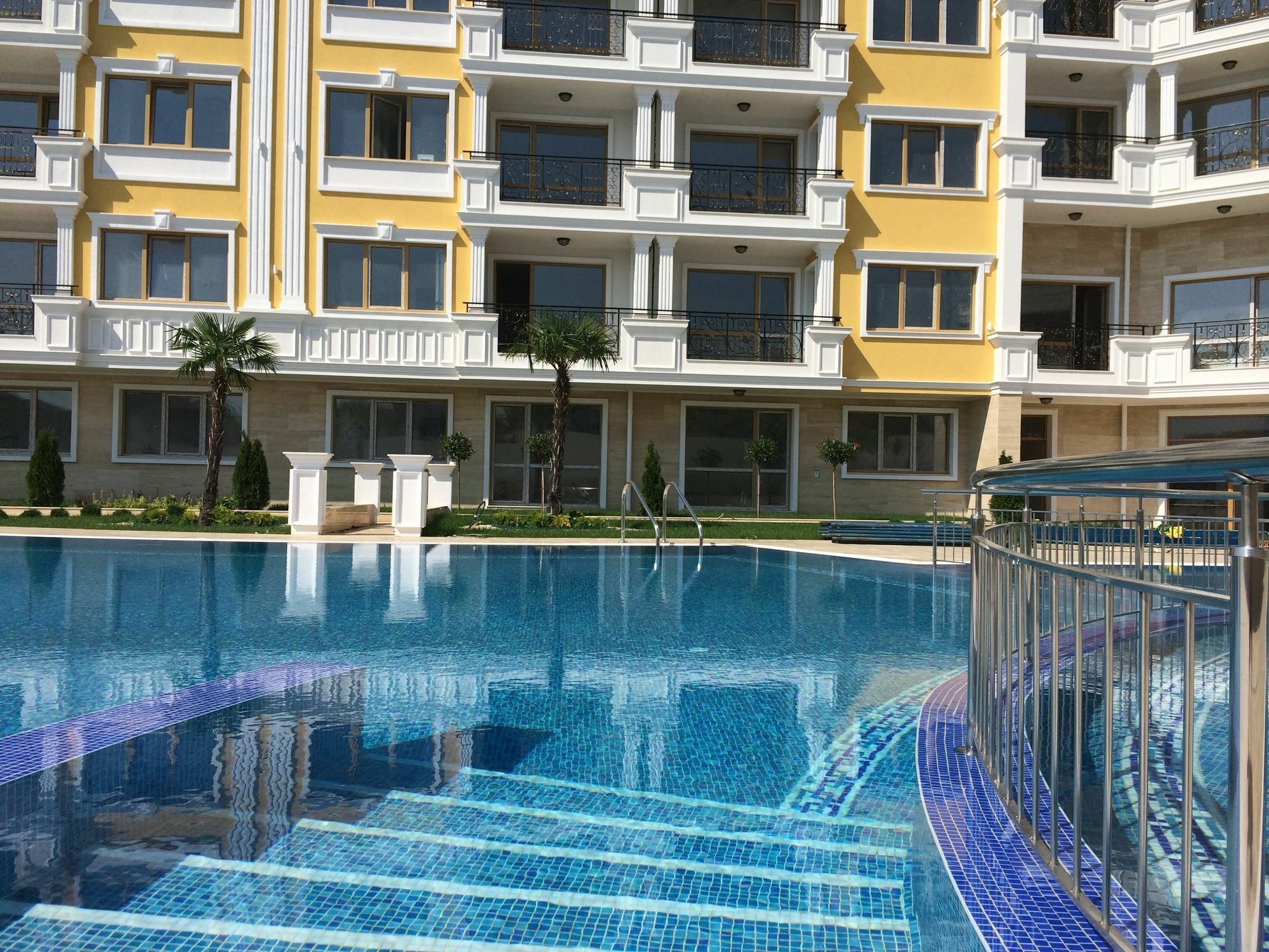 Florence Deluxe Apartments Sveti Vlas Exterior photo